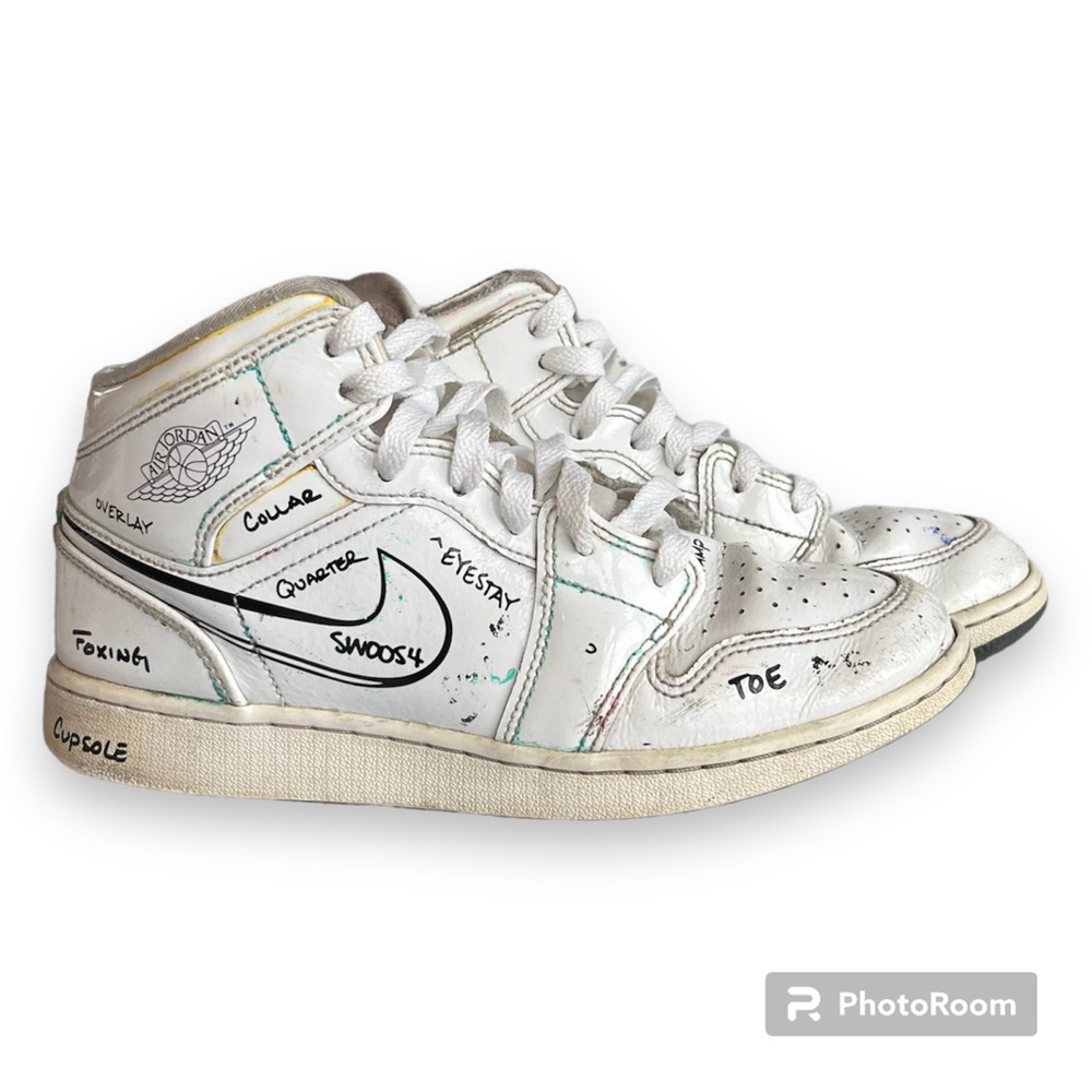 Nike Jordan 1 Mid Schematic (GS) Kids DQ1864-100 Size 5.5Y